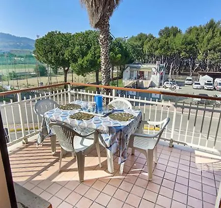 Apartment New York Fronte Mare Rif A805