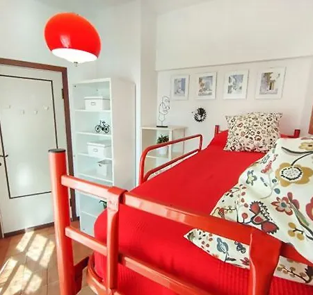 New York Apartment, Fronte Mare Rif A805 *